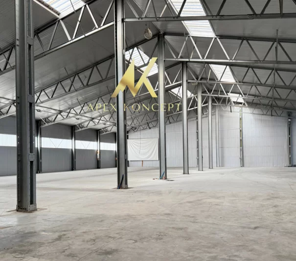 Połowa hali magazynowo - produkcyjnej (ok. 600 m2) Podłopień - Zdjęcie główne