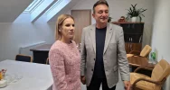 Nawrocka z gaśnicą. Żona kandydata gościła na Limanowszczyźnie (ZDJĘCIA) - zdjęcie 2