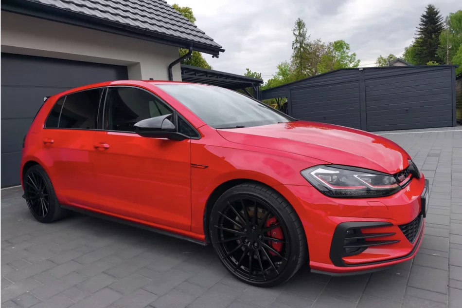 VW Golf VII GTI Performance 245 KM – Bogato wyposażony hot hatch! - zdjęcie 4