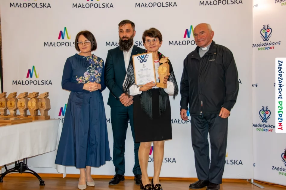 Uhonorowano lokalnych twórców i promotorów regionu (ZDJĘCIA) - zdjęcie 9
