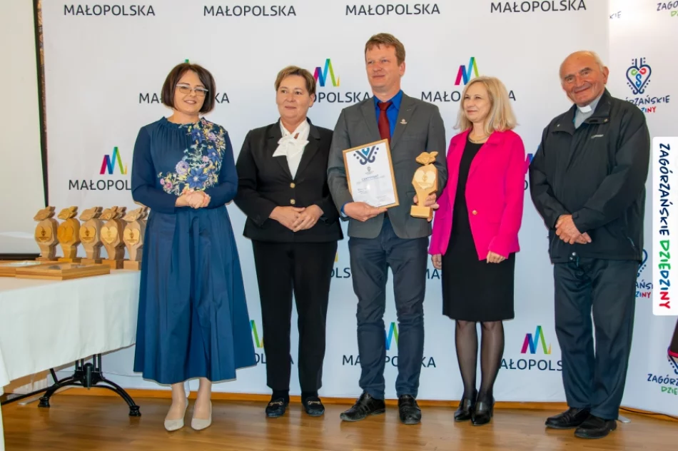 Uhonorowano lokalnych twórców i promotorów regionu (ZDJĘCIA) - zdjęcie 13