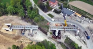 Montaż przęsła nowego mostu - zobacz zdjęcia - zdjęcie 2