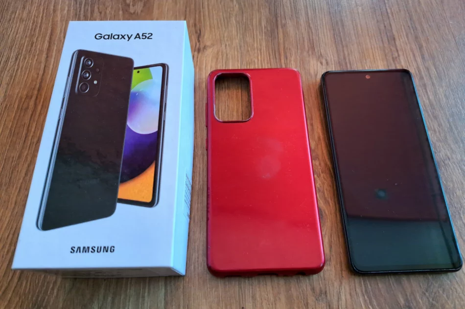 Telefon smartfon Samsung GALAXY A52, 6GB RAM, 128GB, ETUI - zadbany. - zdjęcie 1