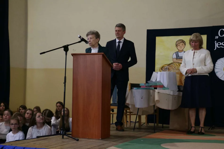 Święto Patronki w Zespole Szkolno-Przedszkolnym nr 1 w Limanowej - zdjęcie 18