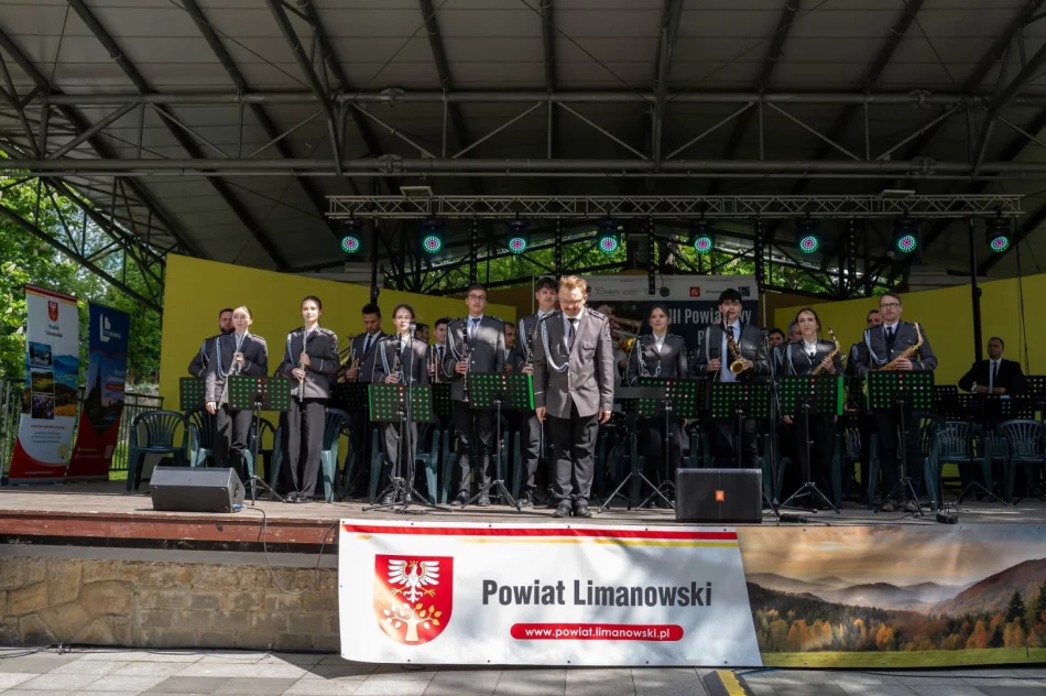 W Parku Miejskim odbył się XXIII Powiatowy Przegląd Orkiestr Dętych - zdjęcie 4