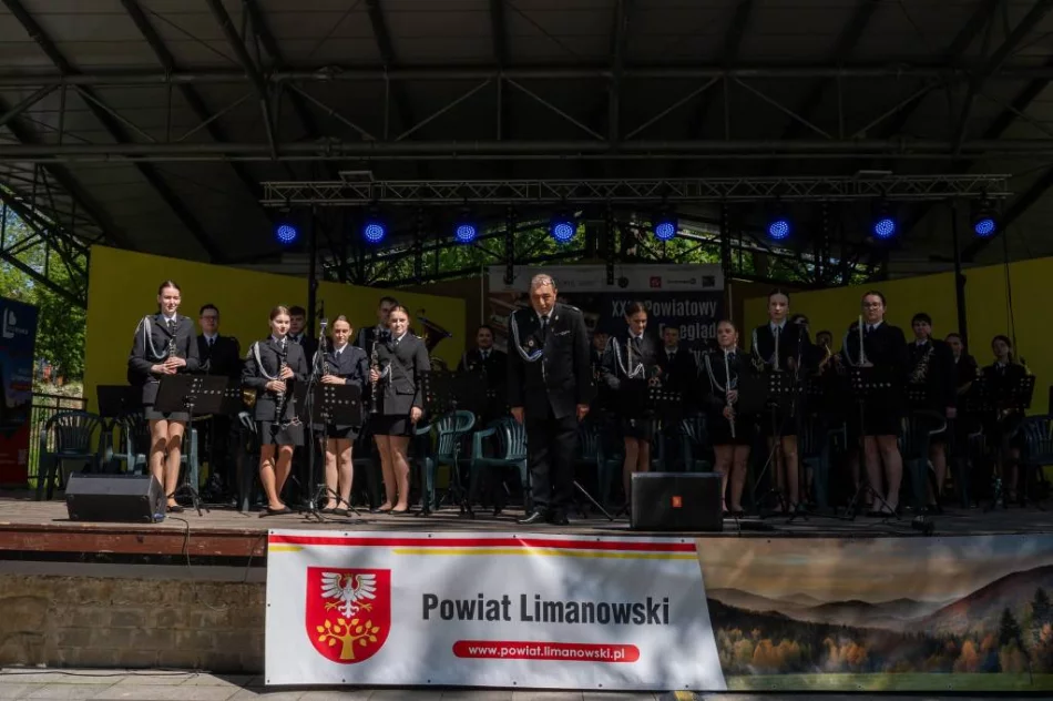 W Parku Miejskim odbył się XXIII Powiatowy Przegląd Orkiestr Dętych - zdjęcie 19