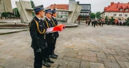 Dzień Strażaka: awanse i odznaczenia oraz kolejna jednostka w KSRG (zdjęcia) - zdjęcie 1