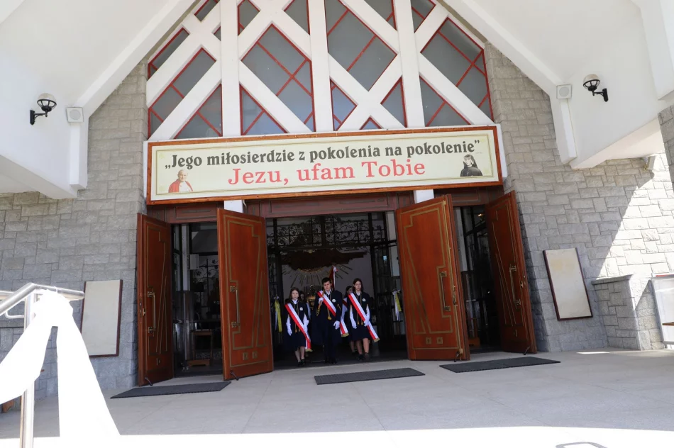 Święto Patrona Szkoły Podstawowej w Męcinie - św. Jana Pawła II - zdjęcie 16