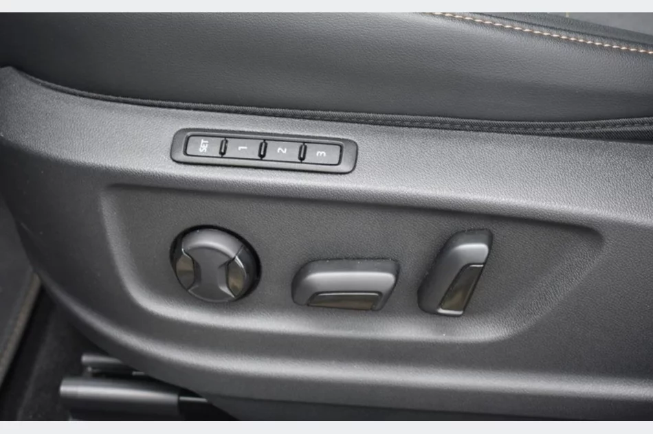 Cupra Ateca 1.5 TSI DSG | 150 KM | 2024 | Gwarancja do 2029 | VAT 23% | Certyfikowane - zdjęcie 4