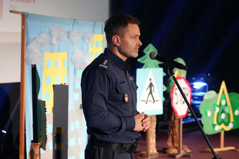 Limanowska szkoła odebrała nagrody za zwycięstwo w „odblaskowym" konkursie - zdjęcie 4