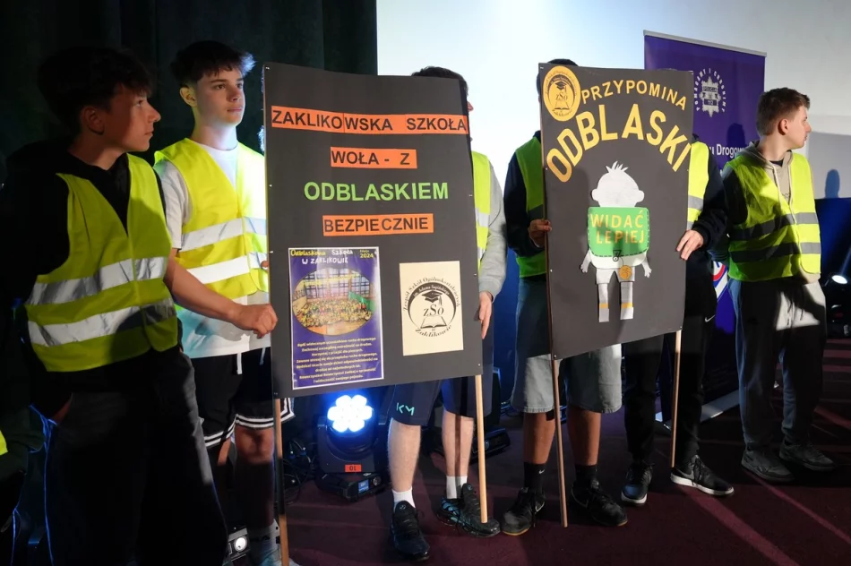 Limanowska szkoła odebrała nagrody za zwycięstwo w „odblaskowym" konkursie - zdjęcie 8