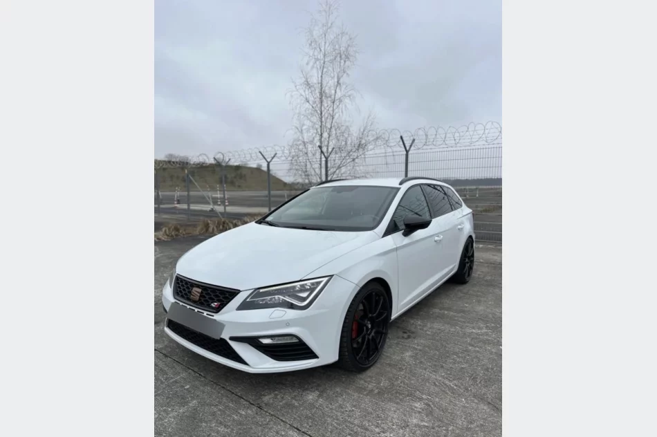 Seat Leon Cupra ST | 356 KM / 505 Nm | VAT | Bogato wyposażony - zdjęcie 6