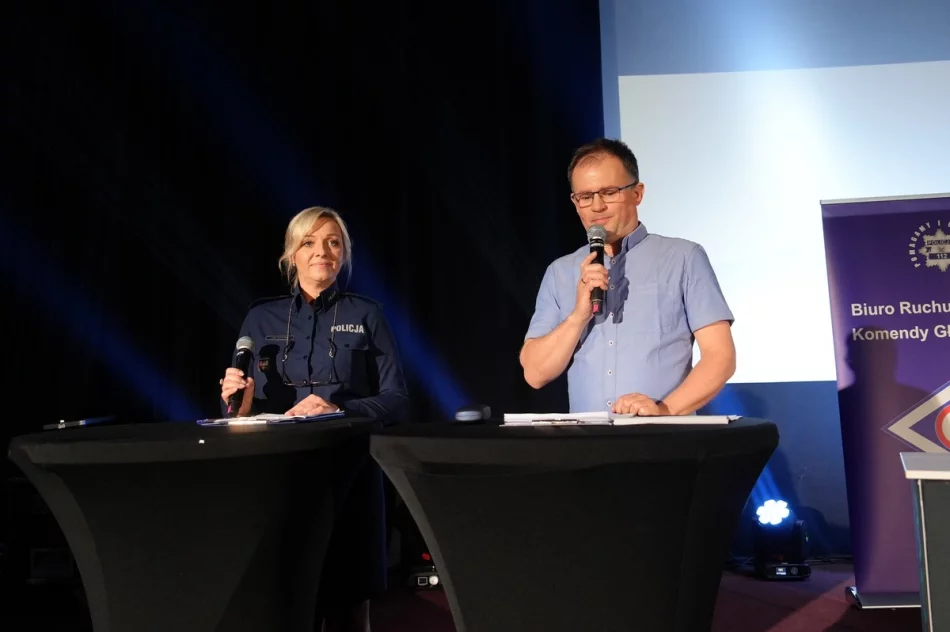 Zespół Szkolno-Przedszkolny Nr 4 odebrał nagrody za zwycięstwo w Ogólnopolskim Konkursie „Odblaskowa Szkoła” - zdjęcie 5