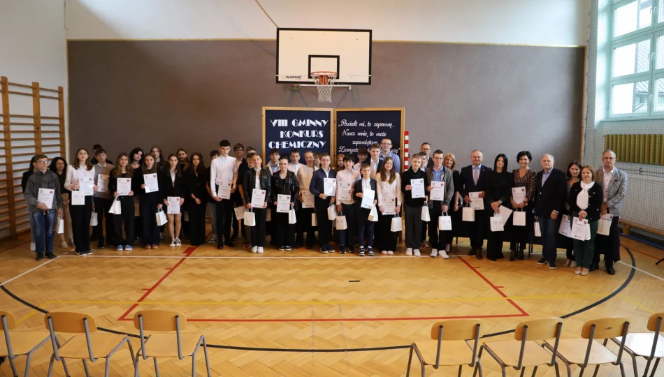 VIII Gminny Konkurs Chemiczny - zdjęcie 1