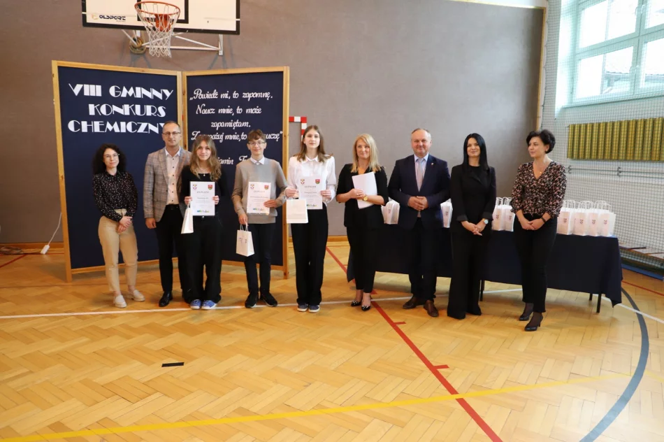 VIII Gminny Konkurs Chemiczny - zdjęcie 19