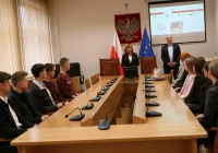 Uczniowie z Tischnera odwiedzili magistrat w ramach Dnia Samorządu - zdjęcie główne