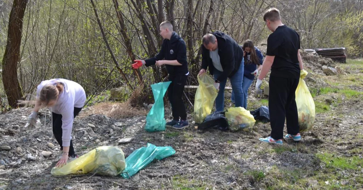 Ponad 300 osób zaangażowanych, zebrano 440 worków odpadów