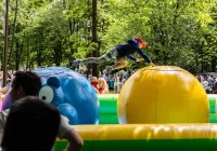  DZIEŃ DZIECKA pełen zabawy i uśmiechu w Parku Miejskim - zdjęcie główne