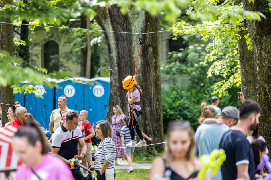 Dzień Dziecka w parku: występy, atrakcje i nagrody (ZDJĘCIA) - zdjęcie 11