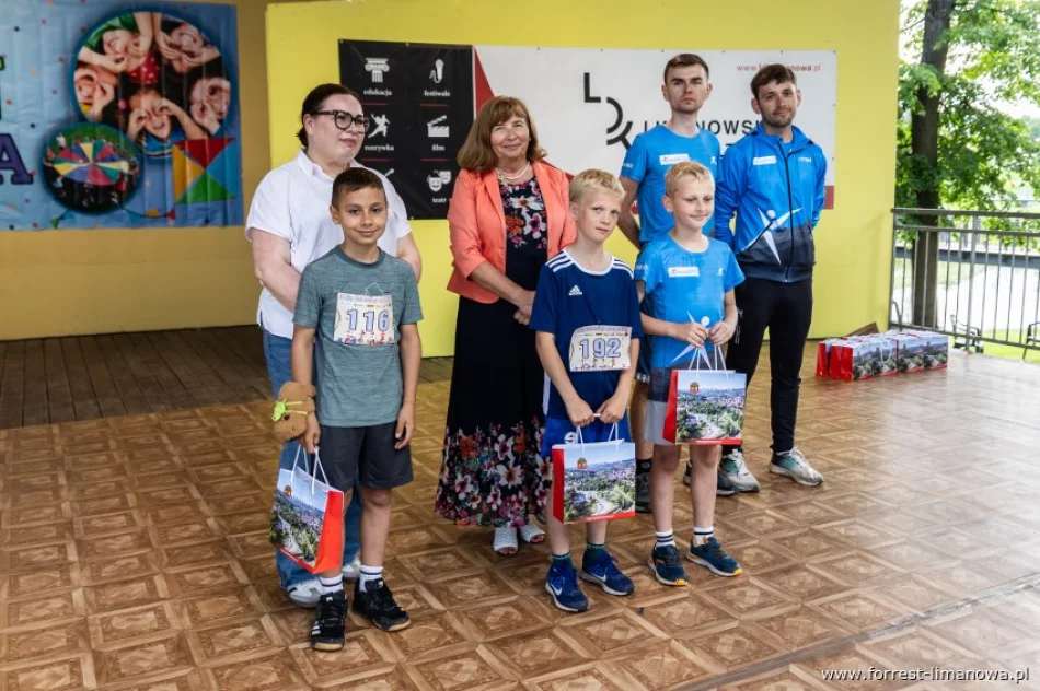 Jubileuszowy X Bieg Osiedlowy z rekordową frekwencją 216 dzieci! - zdjęcie 10