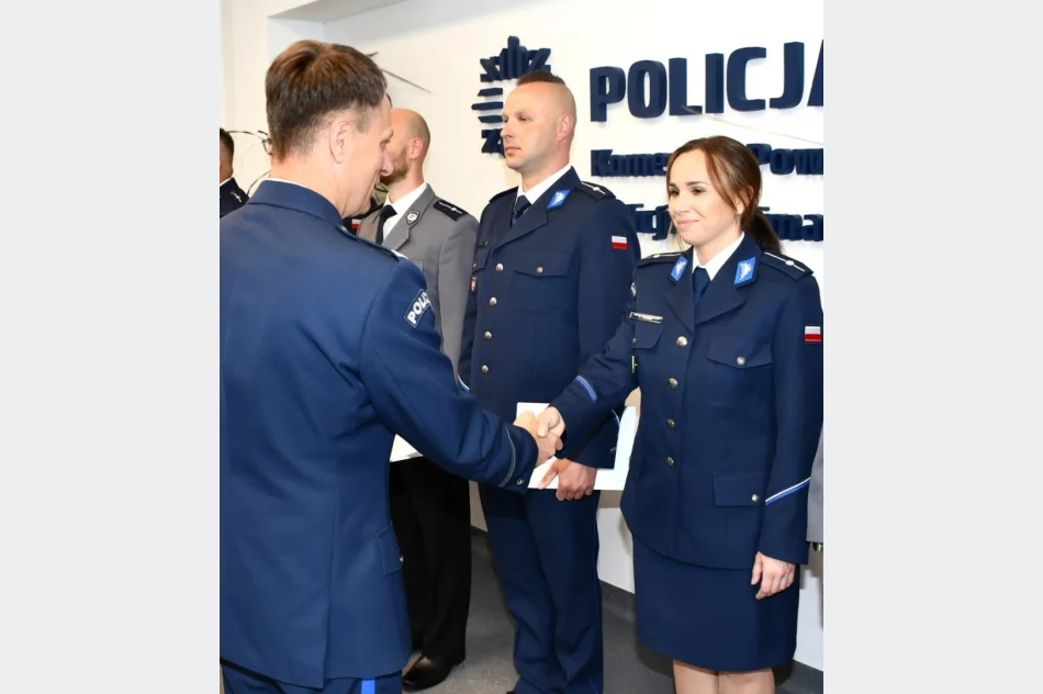 Awanse na wyższe stopnie służbowe w limanowskiej policji - zdjęcie 3