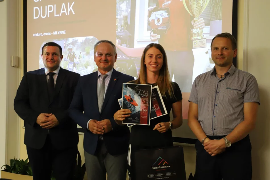 Wręczenie Nagród Wójta Gminy Limanowa za wysokie osiągnięcia sportowe w 2024r. - zdjęcie 3