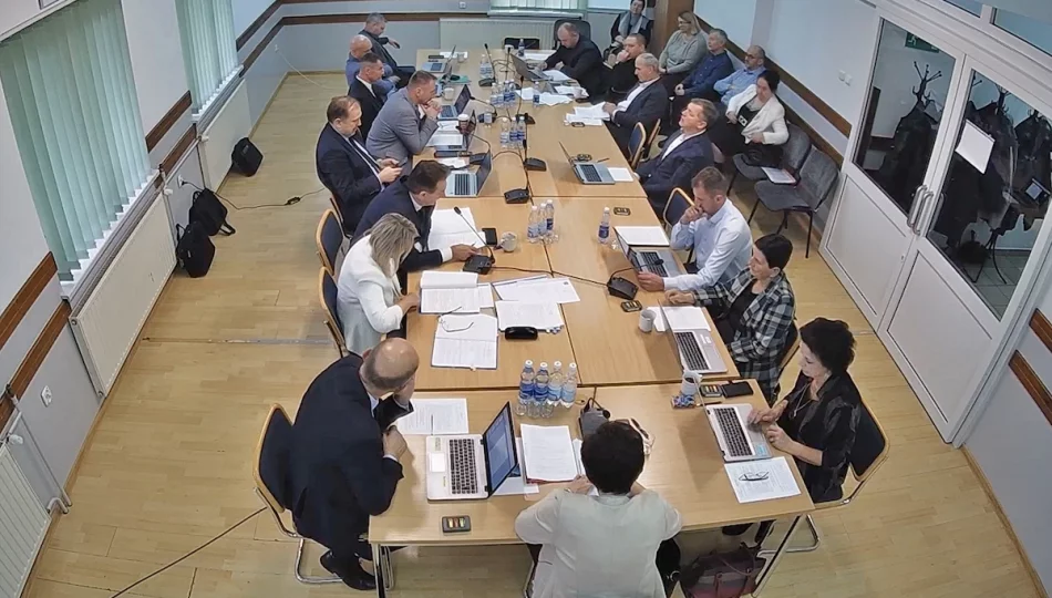Debata i podział w głosowaniu. Wójt z niejednogłośnym wotum zaufania - zdjęcie 1