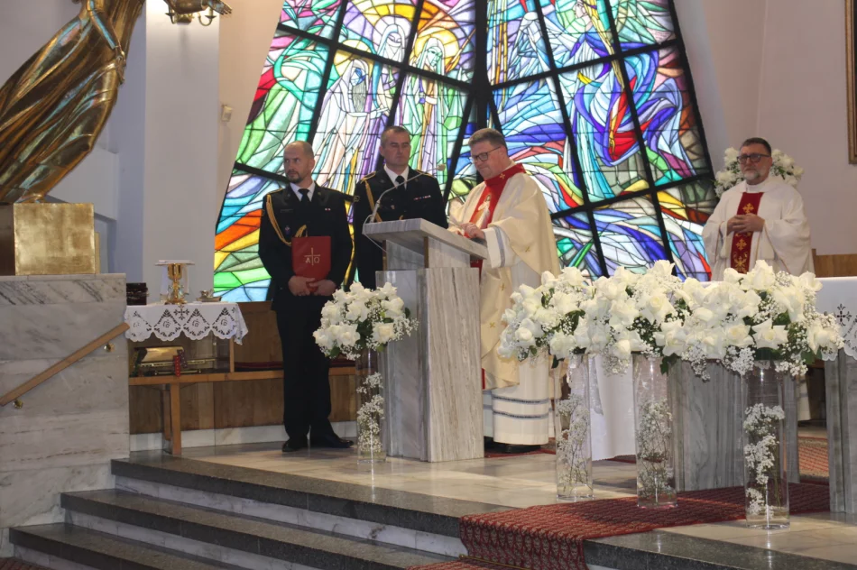 Powiatowe Obchody Dnia Strażaka w Limanowej (ZDJĘCIA) - zdjęcie 8