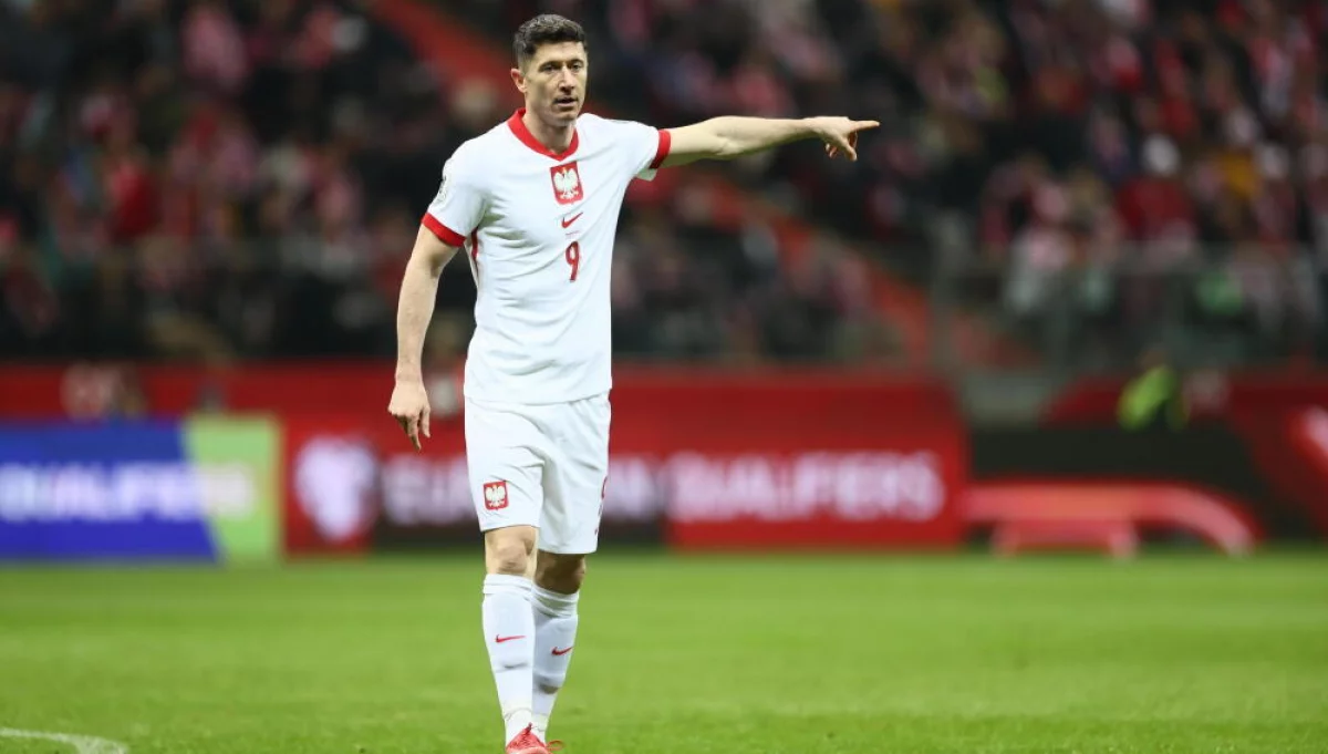 Pozbawiony funkcji kapitana Lewandowski rezygnuje z gry w kadrze pod wodzą Probierza