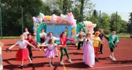 Rodzinny Piknik 2025 w ZSP Nr 4 – święto radości, integracji i emocji - zdjęcie 5