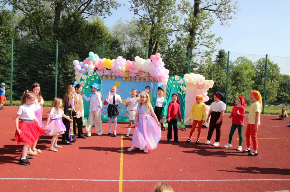 Rodzinny Piknik 2025 w ZSP Nr 4 – święto radości, integracji i emocji - zdjęcie 7