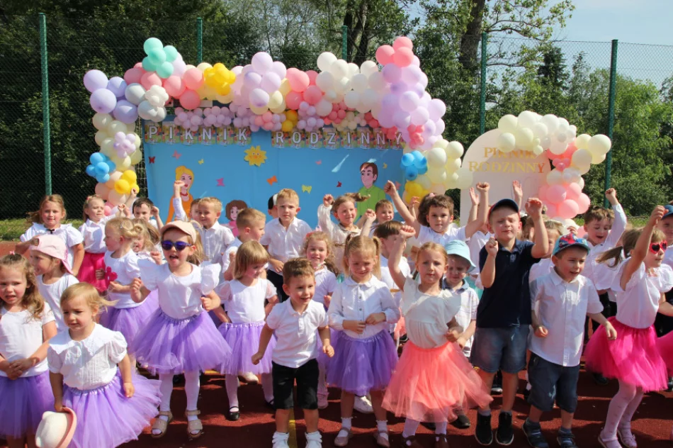 Rodzinny Piknik 2025 w ZSP Nr 4 – święto radości, integracji i emocji - zdjęcie 11