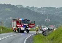 Samochód wpadł do rowu i przewrócił się - zdjęcie główne