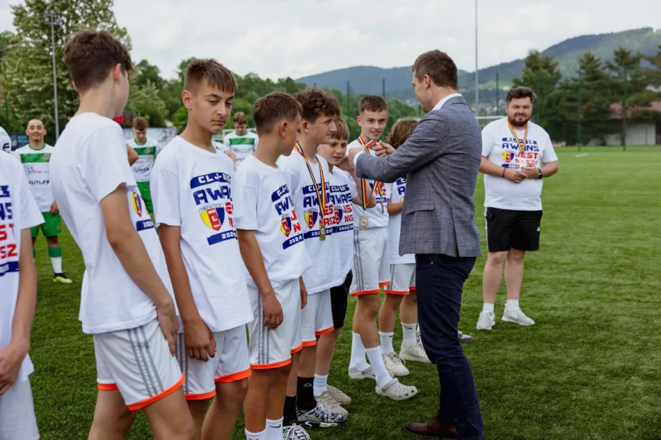 Uczcili historyczny awans do rozgrywek centralnych - zdjęcie 6