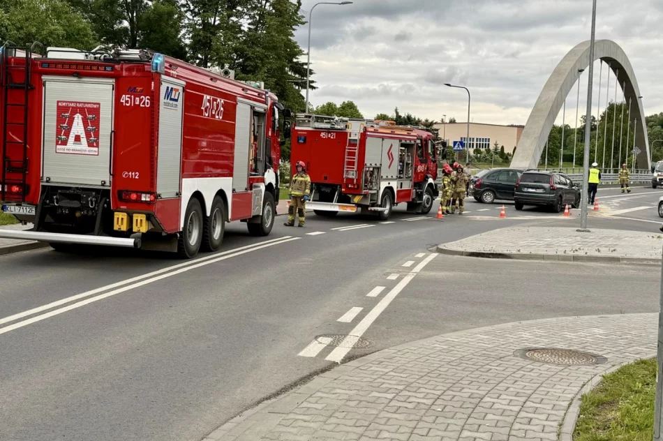 Zderzenie dwóch samochodów - zdjęcie 5