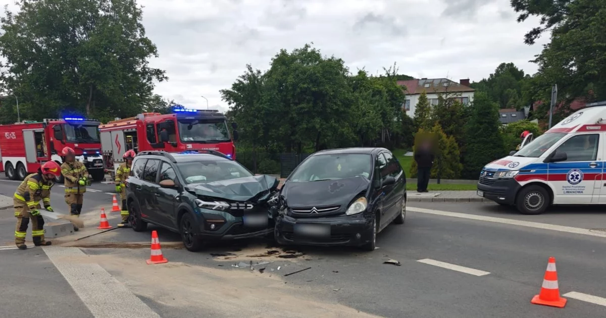 Trzy osoby trafiły do szpitala, mandat dla sprawcy