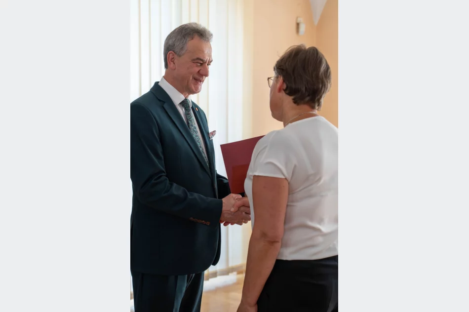 Nagrody za działalność kulturalną wręczone (ZDJĘCIA) - zdjęcie 9
