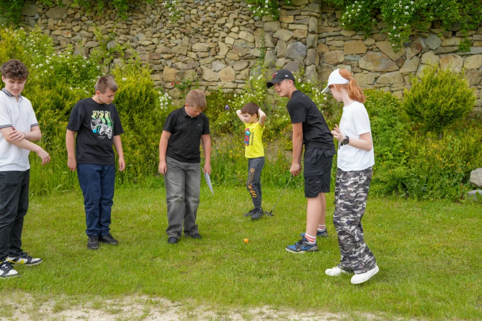 Ministranci i lektorzy z całej diecezji spotkali się na Limanowszczyźnie (ZDJĘCIA) - zdjęcie 6