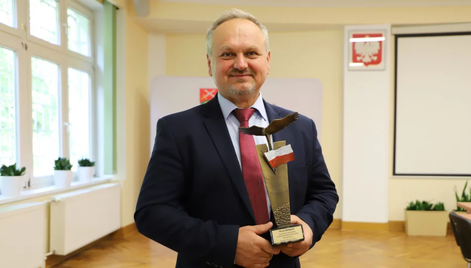 Jan Skrzekut wójt gminy Limanowa nagrodzony za działalność dla rozwoju regionu - zdjęcie 1