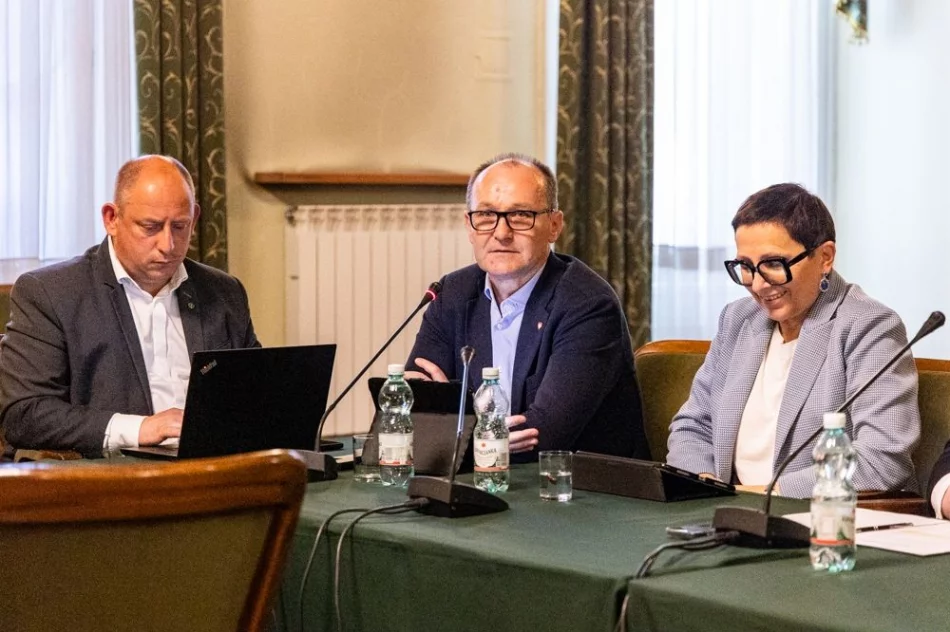 Wyjazdowa komisja: głównym tematem „Podłęże – Piekiełko” - zdjęcie 2