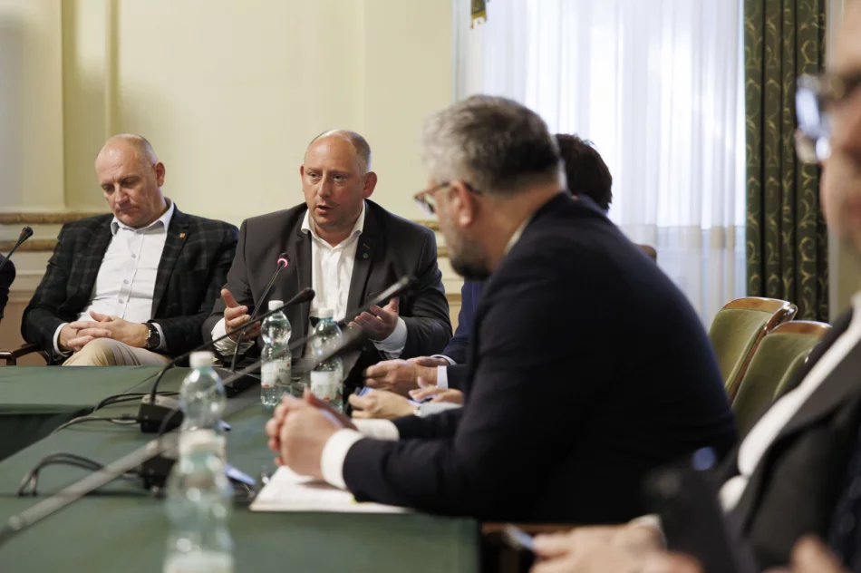Wyjazdowa komisja: głównym tematem „Podłęże – Piekiełko” - zdjęcie 14