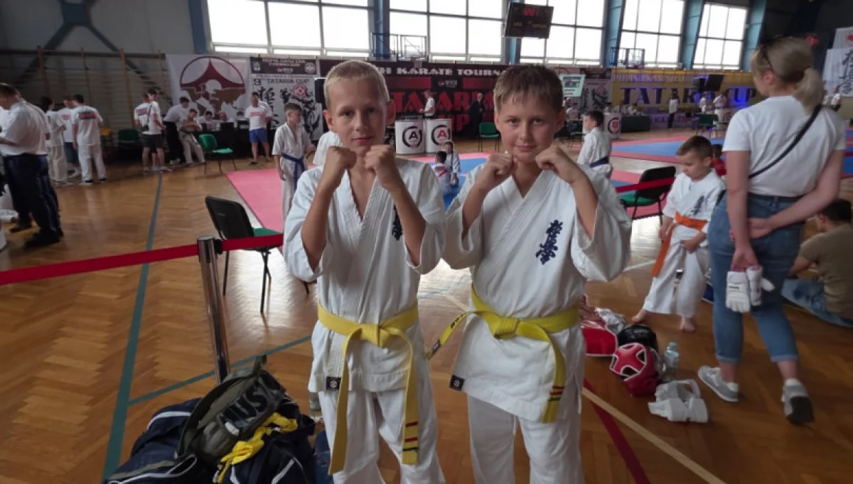 Bracia na podium