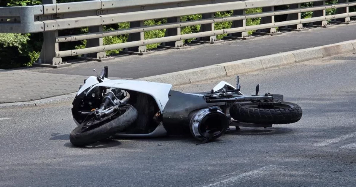 17-letni motocyklista w szpitalu