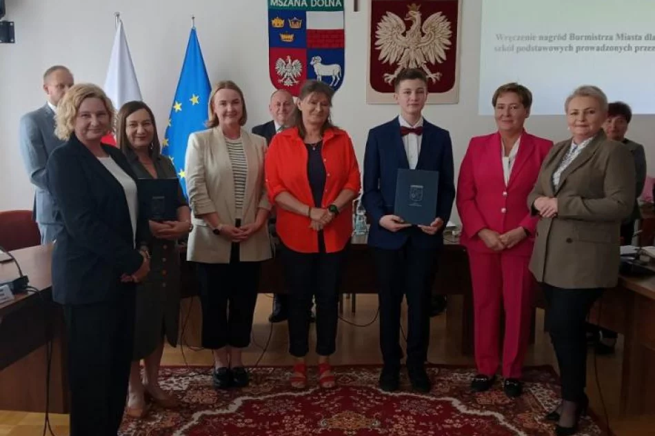 Nagrody dla najzdolniejszych uczniów - zdjęcie 12