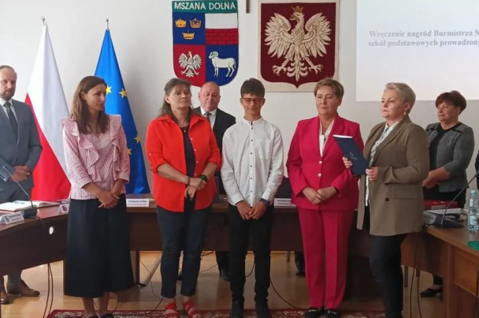 Nagrody dla najzdolniejszych uczniów - zdjęcie 19