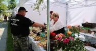 Park Miejski w Limanowej tętnił radością! Piknik „Rodzina w Centrum” z Zespołem Pectus zachwycił tłumy! - zdjęcie 5