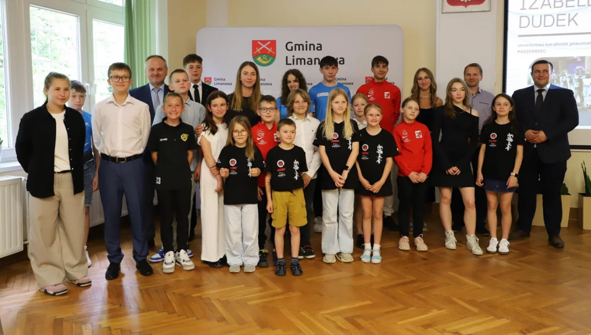Nagrody dla sportowców z wysokimi osiągnięciami/fot.: UG Limanowa