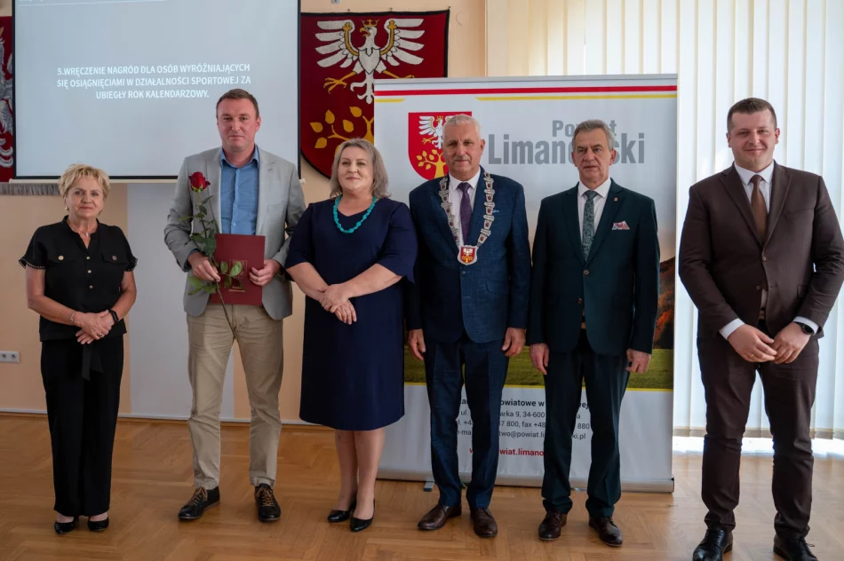 Sportowcy z Limanowszczyzny uhonorowani podczas sesji  - zdjęcie 5