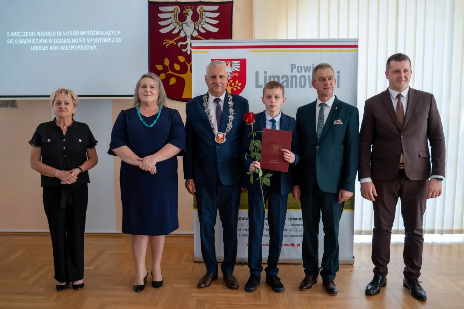 Sportowcy z Limanowszczyzny uhonorowani podczas sesji  - zdjęcie 7