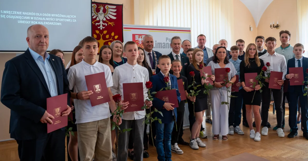 Sportowcy z Limanowszczyzny uhonorowani podczas sesji